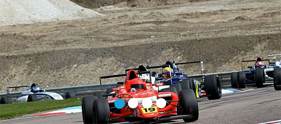 Sandy-Wins-Formula-Ford-Thruxton-motorsportdays.com