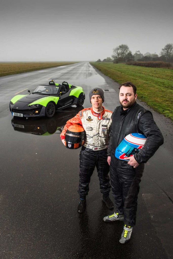Pro-Vs-Clubman-Ben-Clucas-and-Jonbillingsley-colitshall-airfiled-zenos-cars